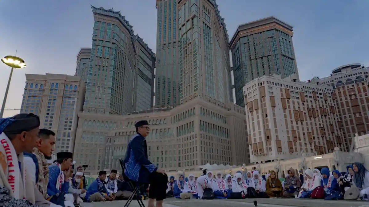 Rayakan Ulang Tahun ke-33, Arminareka Perdana Gelar Gerakan Umroh Akbar