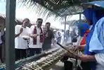 Pecah Rekor MURI Bakar Sate Ikan Terbanyak di Hari Nusantara Nasional 2023