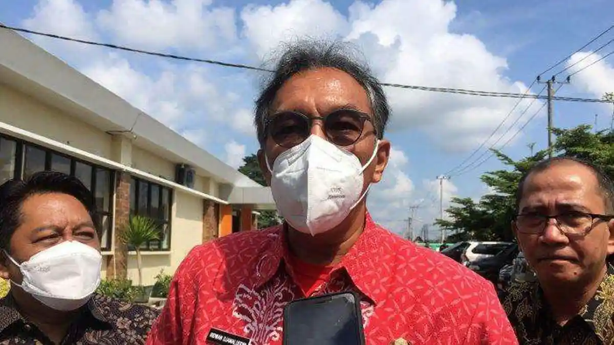 Lebih Baik Bekerja Sama, PJ Gubernur Babel Minta Masyarakat Air Putih Jangan Tolak Kapal Isap