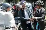 Ridwan Kamil Dihampiri Bos Batik Komar