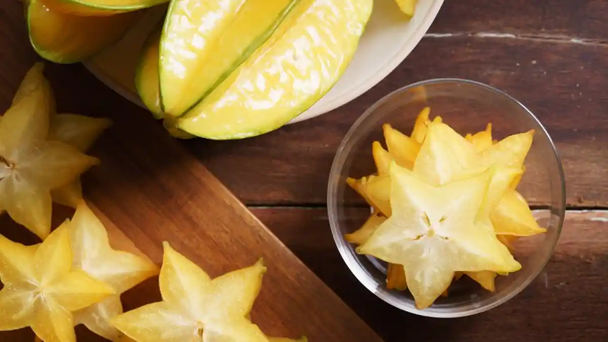 KANDUNGAN Buah Belimbing & Manfaat Buah Belimbing untuk Kesehatan