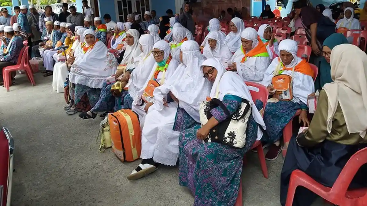 Jamaah Haji Abdya Kembali ke Tanah Air, Satu Jamaah Dirawat di Banda Aceh