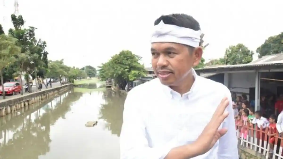 Fakta Dedi Mulyadi, Anggota DPR RI Ditampar Warga 2 Kali, Saat Beri Bantuan di  Kecamatan Cikampek 