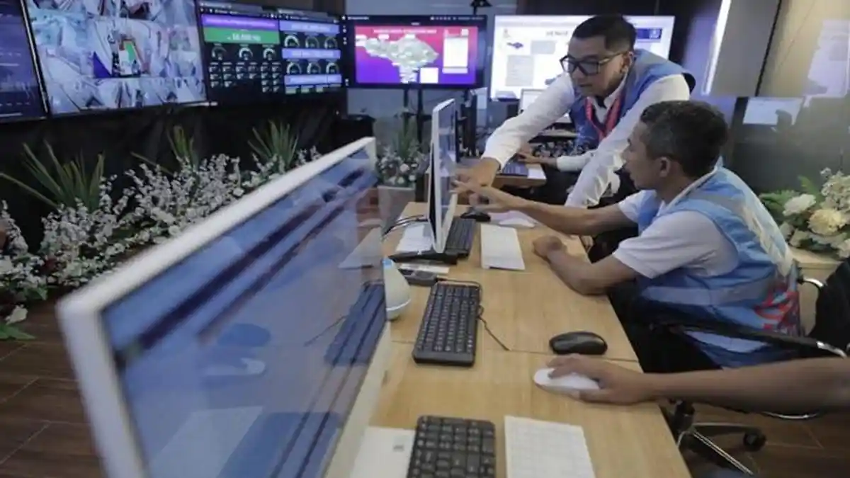 Dirut PLN Dianugerahi The Most Reputable CEO in Digital Platform