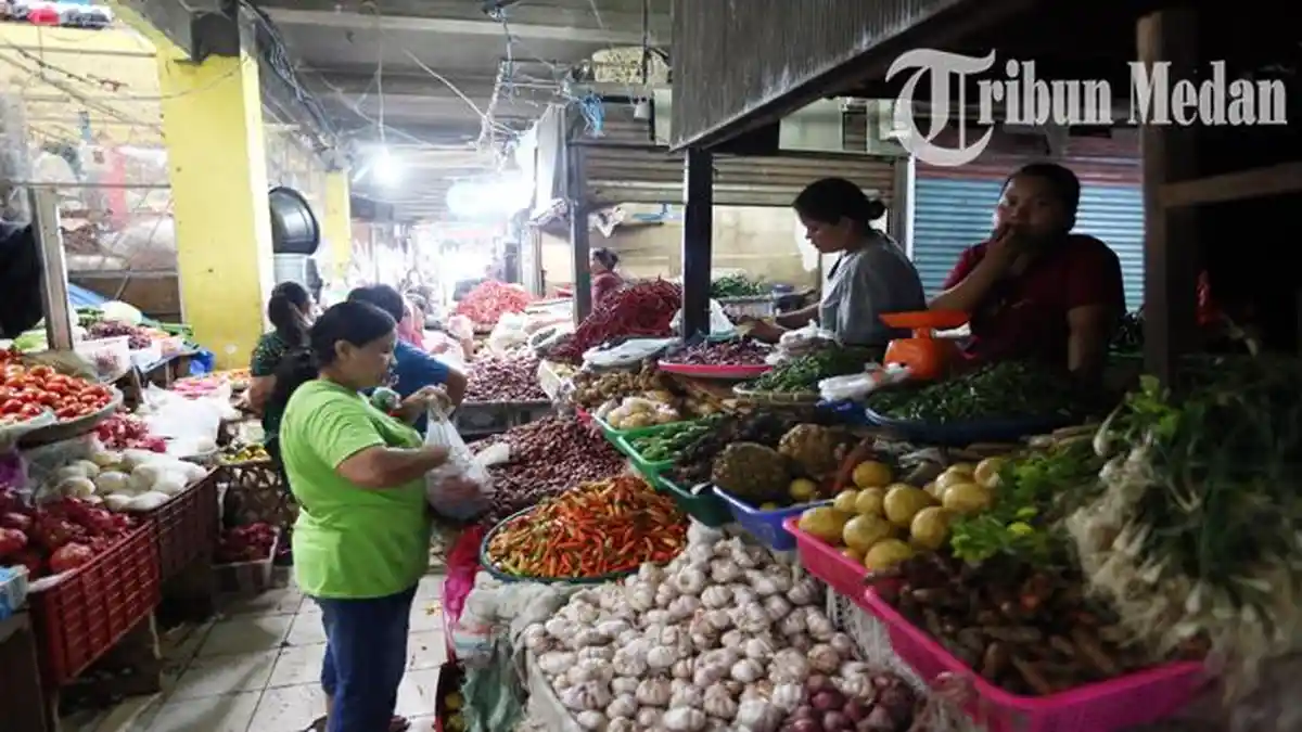 Berita Foto: Tembus Rp 300 Ribu Per Kg, Harga Andaliman Melonjak H-3 Natal di Kota Medan - 22122022_HARGA-SEMBAKO-MELONJAK_ABDAN-SYAKURO-6.jpg