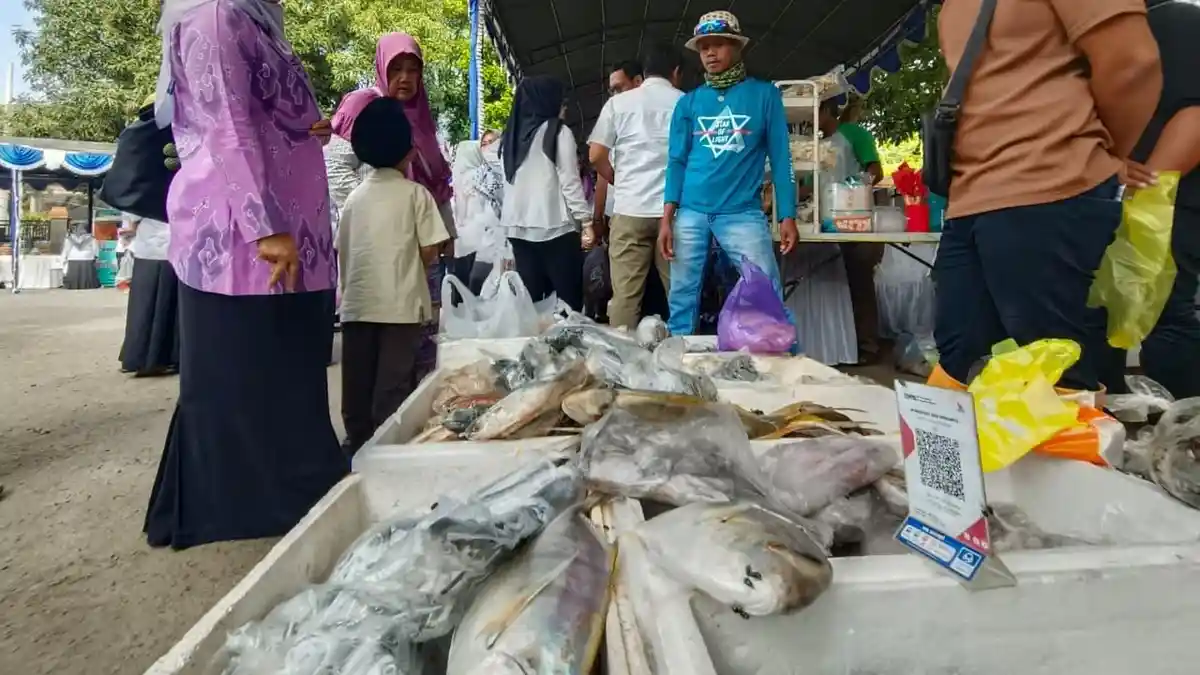 Рыболовство Cirebon принесло в 2025 году доход 1,22 трлн рупий, став экономическим кладом региона