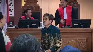 2026-03-07-Dahlan-Kembong-Bangnga-Padang-saatmenghadiri-persidangan.jpg