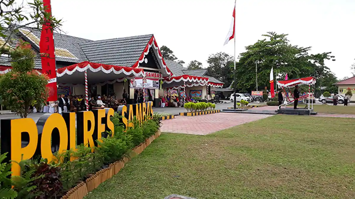 Polres Sambas Gelar Upacara HUT Bhayangkara ke-72
