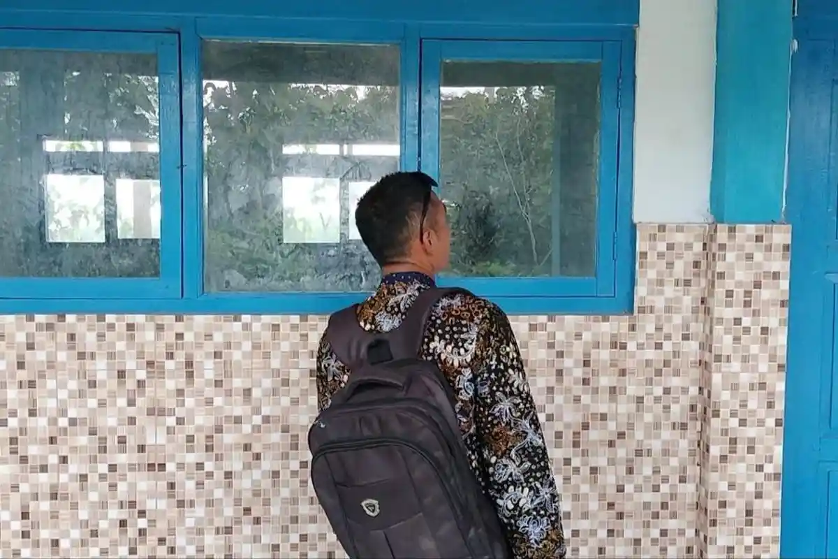 Area Sensitif Siswi Disodok dengan Sapu Oleh Siswa Lain, Kepala SD di Rembang Bantah ada Pencabulan
