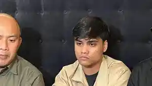 Ressa-Rossano-dengan-kuasa-hukumnya.jpg