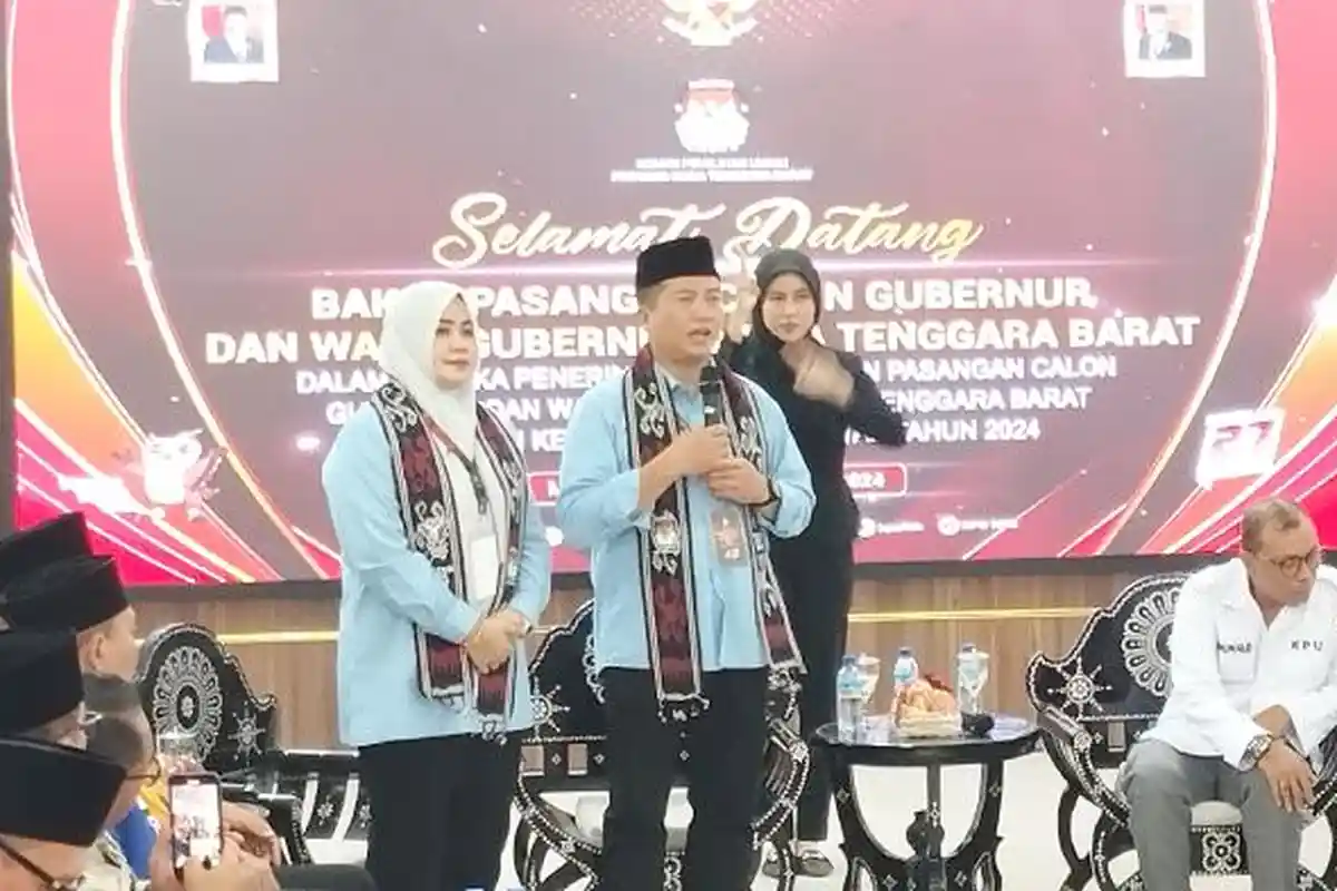 3 Fakta Pendaftaran Iqbal-Dinda di KPU NTB: Pimpinan Parpol Absen hingga Baju Ala Prabowo-Gibran