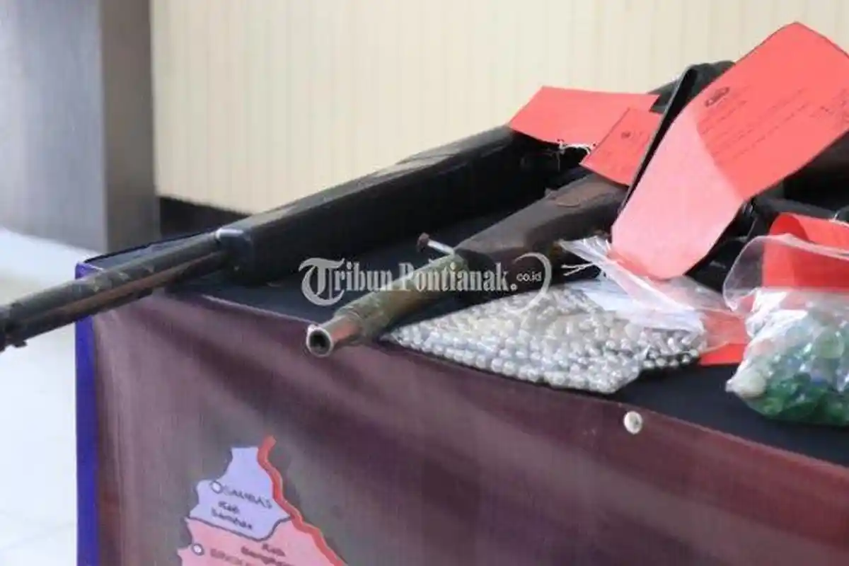 Bawa Senpi Ilegal saat Demo di Bawaslu, Pria Pemilik 13 Jimat Mengaku Punya Senjata untuk Jaga Rumah