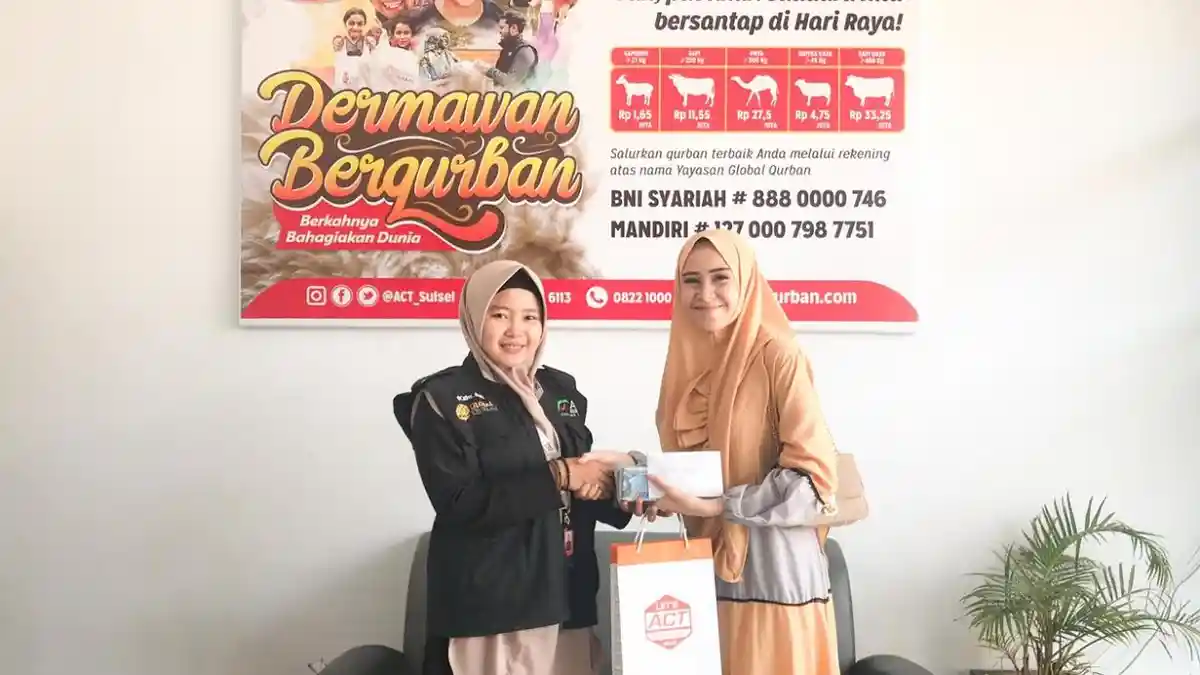 Kerjasama ACT, Selebgram Makassar Halifa Intania Salurkan Dana Kurban Para Followers