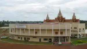 Gedung-Dewan-Luar-Biasa-Peradilan-Kamboja-DLBPK_01.jpg