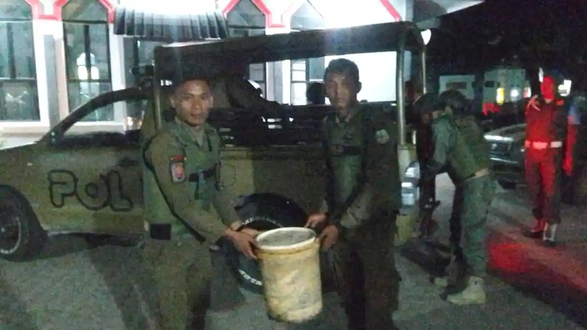 Satpol PP dan WH Aceh Tenggara Razia Lapo Tuak, Pengunjung Kocar-kacir