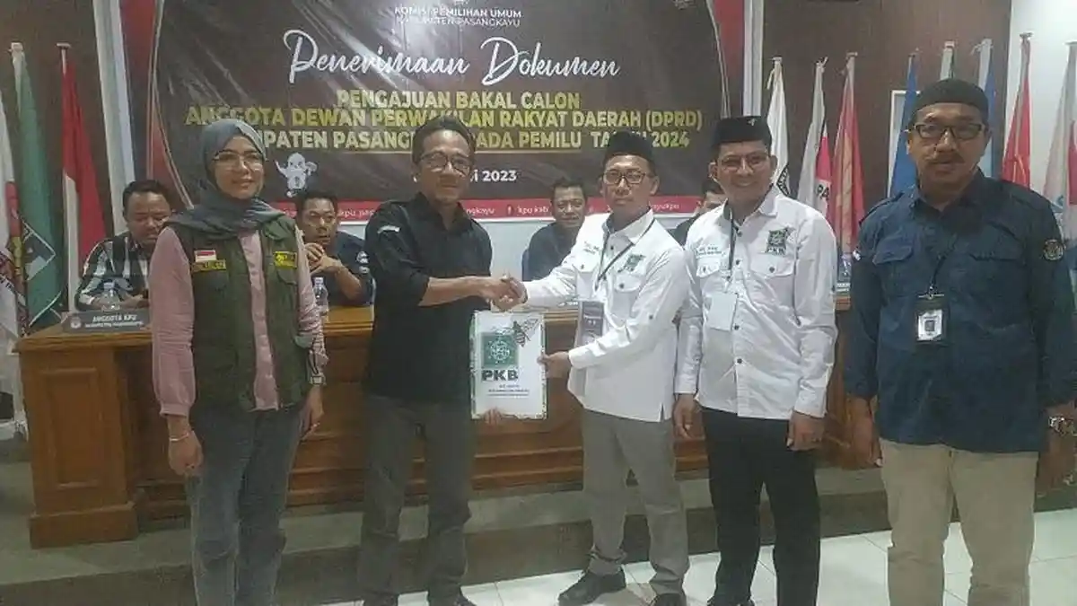 50 Mobil Antar 25 Bacaleg PKB Daftar di KPU Pasangkayu