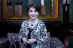 Usia Senja Widyawati Tak Melunturkan Kecantikannya