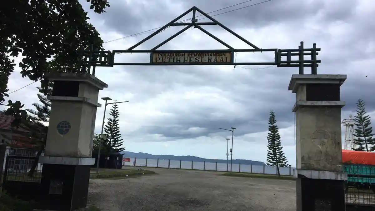 ASDP Tambah Trip KMP Samandar: Rute Waai-Umeputih-Nalahia selama Nataru