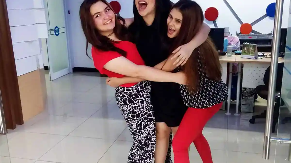 Juara X Factor 'Goyang' Kantor Redaksi Tribunnews