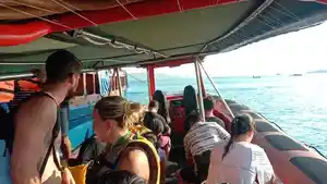 Kapal-Terbalik-di-Labuan-Bajo-Siaba.jpg