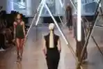 Fashion Show Koleksi Jason Wu