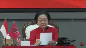 Megawati-Soekarnoputri-Menangis-di-Rakernas-III-PDIP.jpg