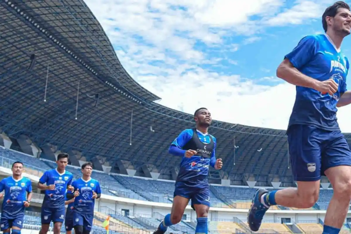Jadwal Resmi Persib Bandung di Piala Menpora 2021, Robert Alberts Maksimalkan Laga Kontra PON Jabar