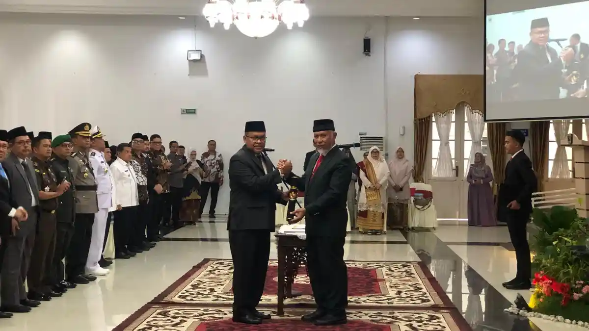 Arry Yuswandi Jadi Sekdaprov Sumbar, Lama Berkiprah di Bidang Kesehatan & Administrasi Pemerintahan