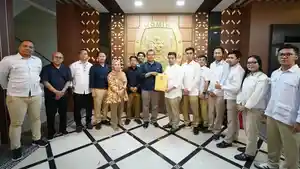 Ketua-KPU-DKI-Jakarta-Wahyu-Dinata-terima-pencermatan-DCT-Ketua-DPD-Partai-Gerindra-DKI.jpg