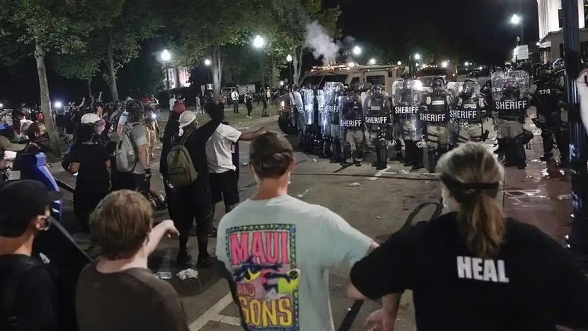 Demo Antirasialis di AS Kembali Pecah setelah Polisi Tembak 7 Kali Punggung Pria Afro Amerika