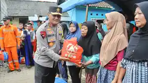 Kapolda-Jawa-Tengah-Irjen-Pol-Ahmad-Lutfhi-di-Batang.jpg