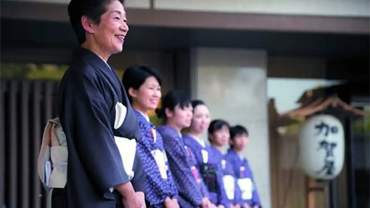 Omotenashi Menggunakan Teori Marketing 8:2