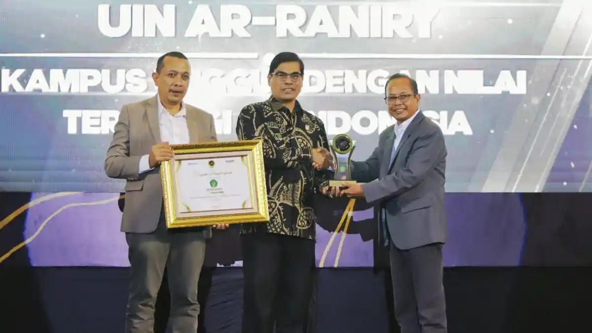 UIN Ar-Raniry Raih Penghargaan PTKIN dengan Nilai Unggul Tertinggi se-Indonesia