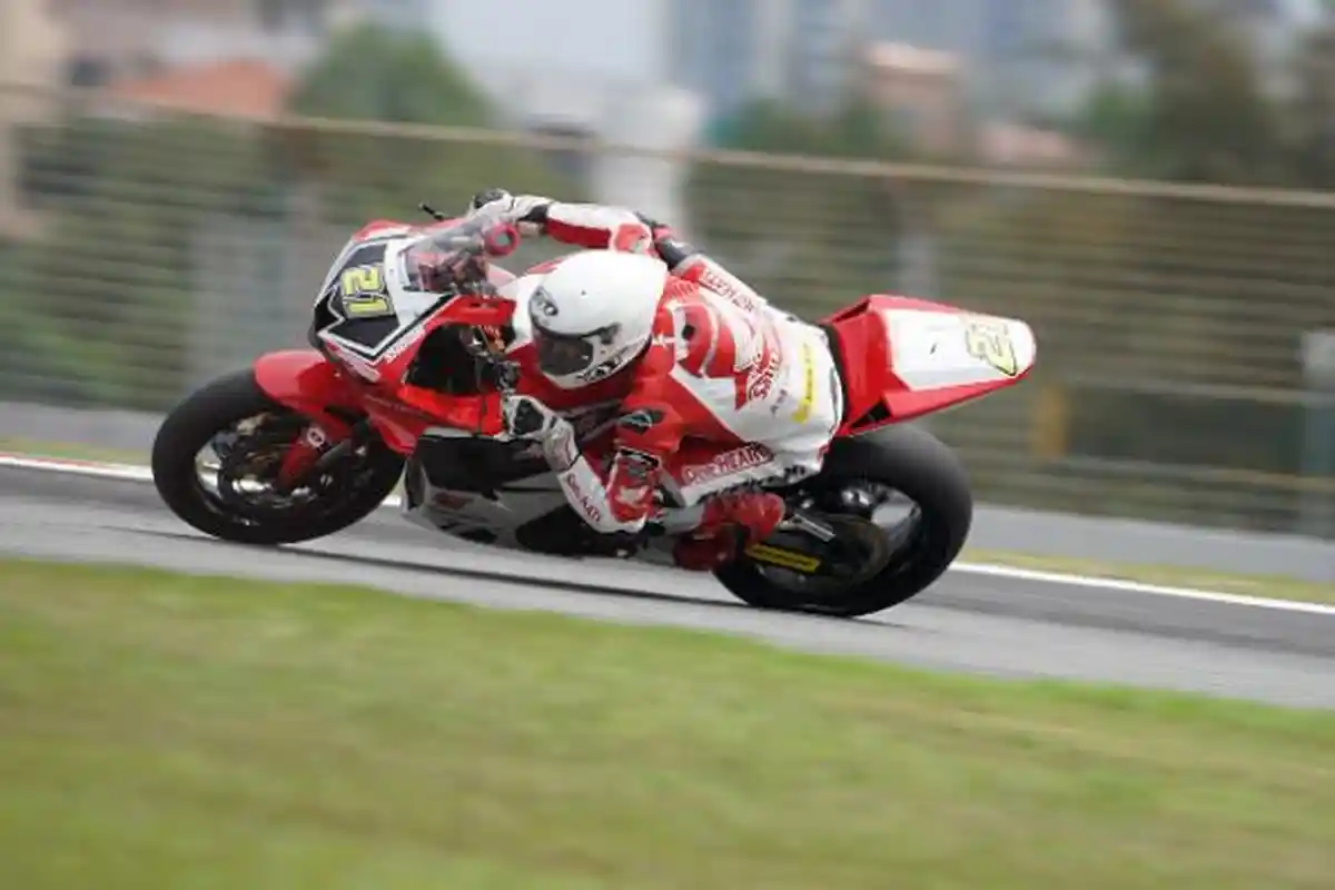 Manfaatkan Kekuatan CBR250RR, Pebalap Astra Honda Kibarkan Merah Putih di ARRC China