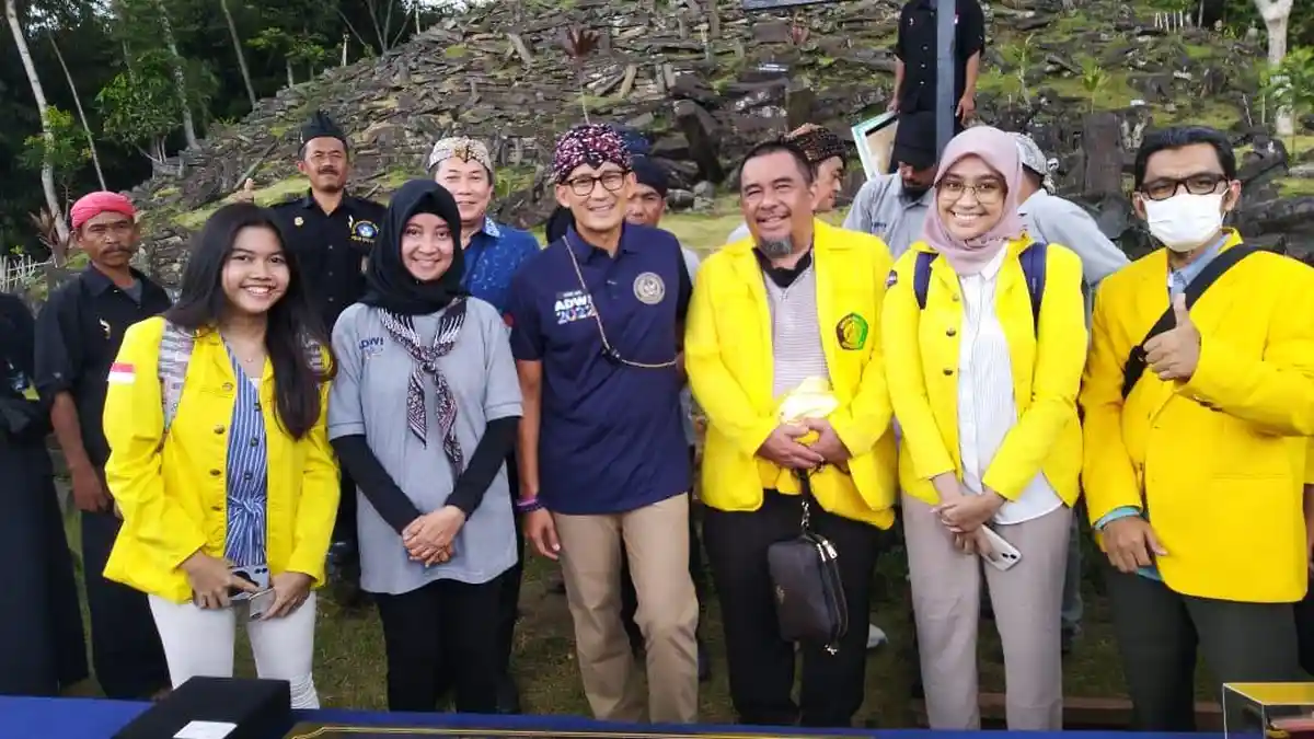UI dan Kemenparekraf Luncurkan Program Mitigasi Bencana dan CHSE Pada Desa Wisata