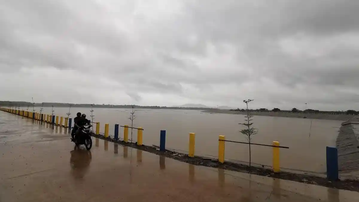 Nurdin Abdullah Sebut Banjir Disebabkan Perubahan Penggunaan Lahan