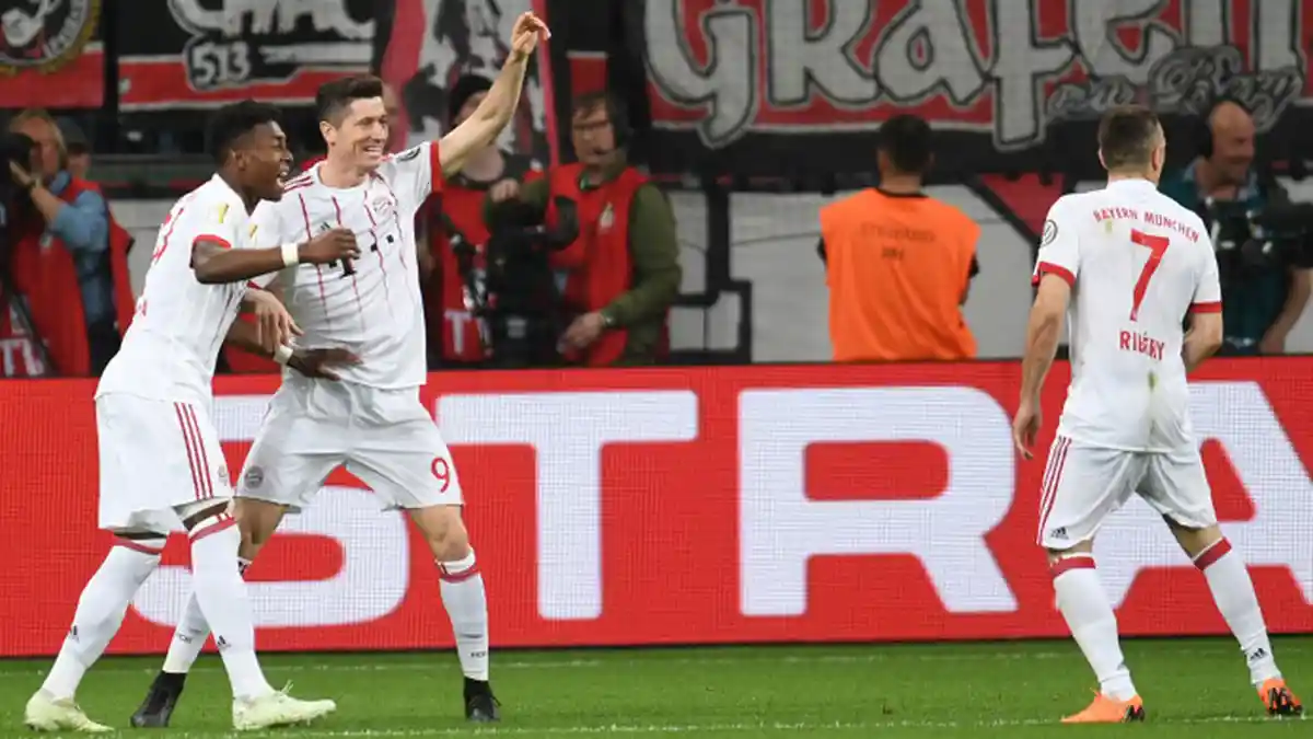 Bayer Leverkusen Vs Bayern Muenchen: 3 Gol Berkelas Tercipta di Babak Pertama