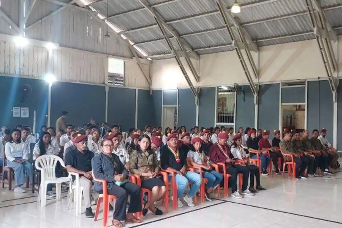 Latih Kepemimpinan Dasar, SMAK Frateran Ndao Gandeng PMKRI Ende Gelar LKTD Bagi Pengurus OSIS