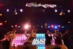 Penampilan Grup Band Maliq & D Essentials