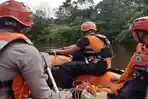 Tim-Sar-Gabungan-mencari-seorang-nelayan-dikabarkan-hilang-di-aliran-sungai-Desa-Lubuk-Batu.jpg
