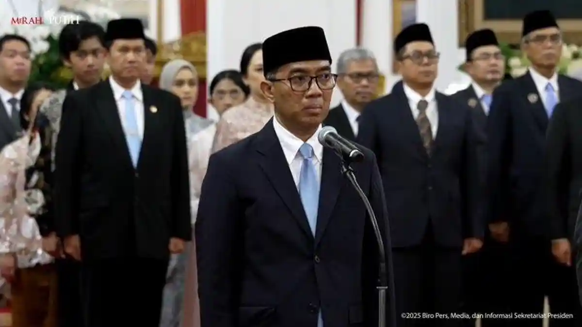 Siapa Nama Menteri Baru Dilantik Prabowo & Siapa Nama Menteri yang Kena 'Badai Reshuffle' Hari Ini?