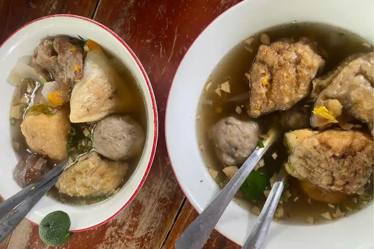 Uniknya Makan Cuanki Pakai Bacang, Sekali Menyantap Satu Porsi Dijamin Bikin Ketagihan