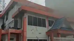 gedung-telkomsel-di-jalan-jenderal-sudirman-terbakar.jpg