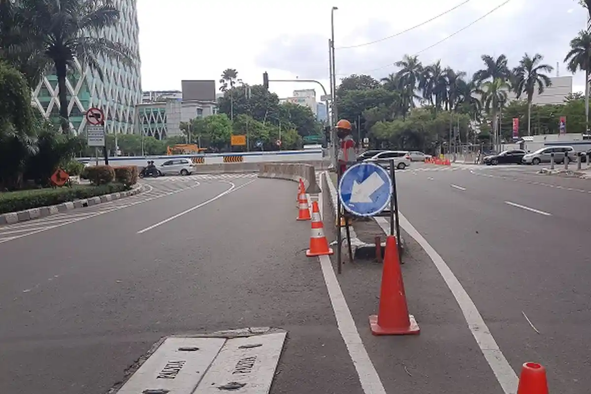 Proyek MRT Tutup Satu Ruas Jalan di Simpang Kebon Sirih Jakarta Pusat hingga Akhir Mei