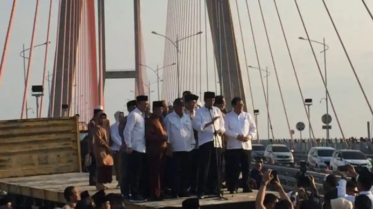 Tim Pembela Jokowi Nilai Ada yang Numpang Popularitas dari Peresmian Tol Suramadu