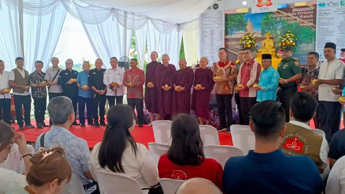 Peletakan Batu Pertama Vihara Summit Kualanamu Meditation Center