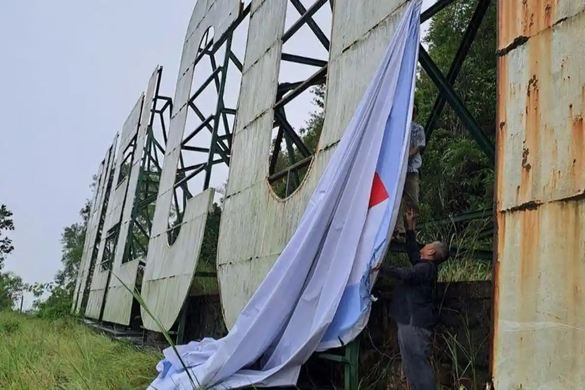 Bawaslu Dilaporkan ke Polisi Karena Copot Baliho Prabowo Gibran di Landmark Welcome To Batam