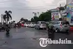 Lalu-lintas-di-Jalan-Raya-Ngantru-Tulungagung-di-hari-ke-3-Lebaran-ilustrasi-macet.jpg