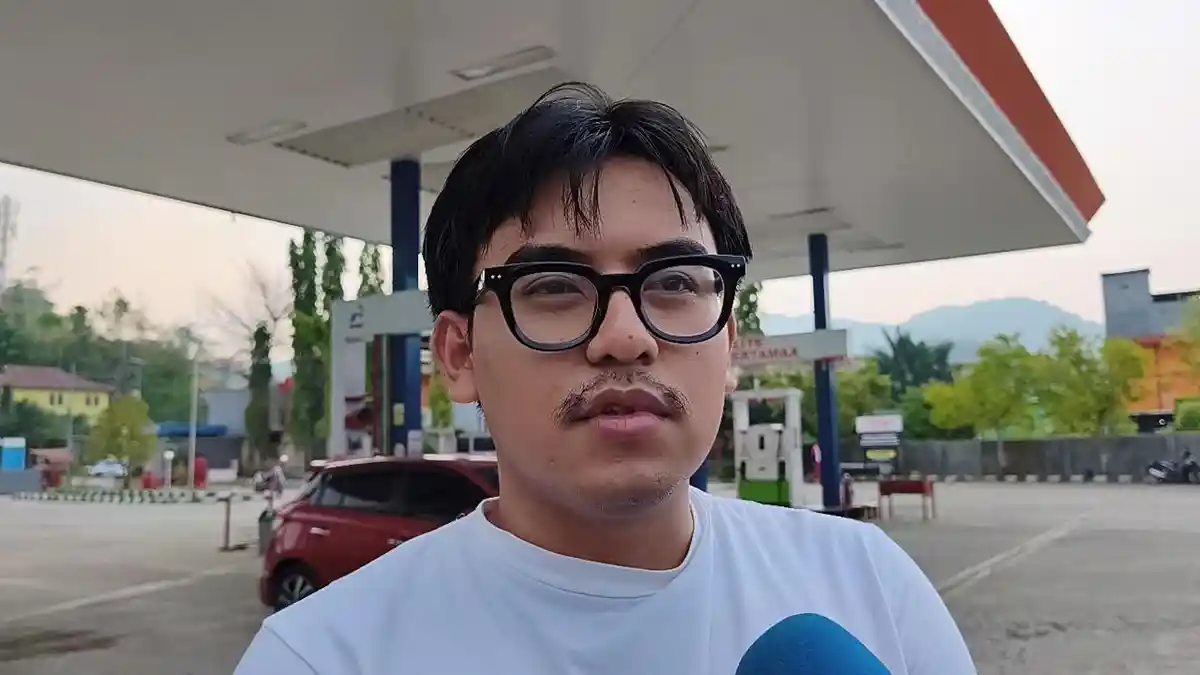 Nelayan Mengeluh Sulit Mendapat Solar, SPBU Simboro Mamuju Sebut Kuota ...