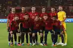 Timnas-Spanyol-berfoto.jpg